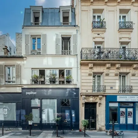 Rooftop Garden In Parigi